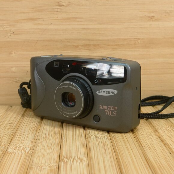 Samsung Slim Zoom 70S Point and Shoot 35mm Film Camera - Picture 3 of 7